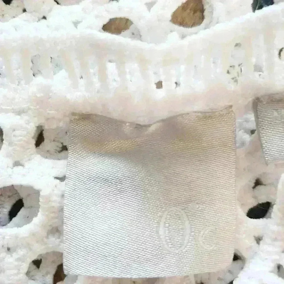 ZERO Degrees Celsius White Crewneck Cap Sleeve Top - Picture 8 of 8